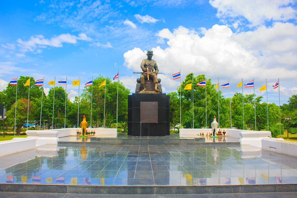 ตลาดไนท์พลาซ่า ม.นเรศวร ภาพที่ 2